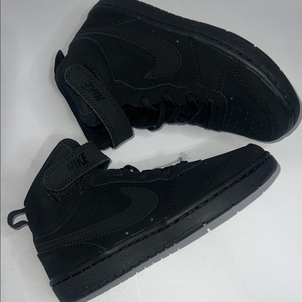 Nike Court Borough All-Black High-Top Sneakers Kids size 13c